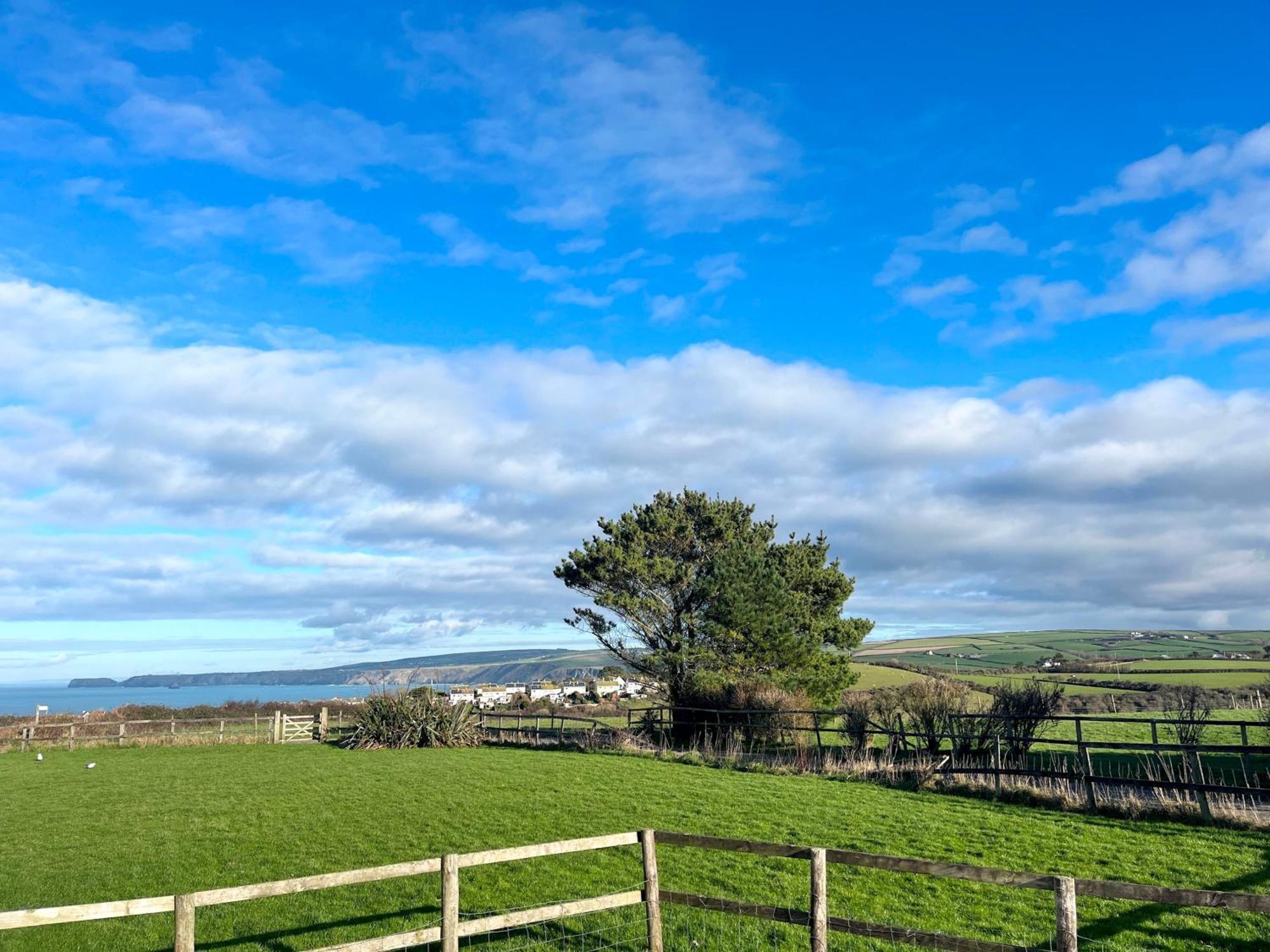 Spacious Home Sleeps 6 Short Walk To Port Isaac Village & Stunning Views Экстерьер фото
